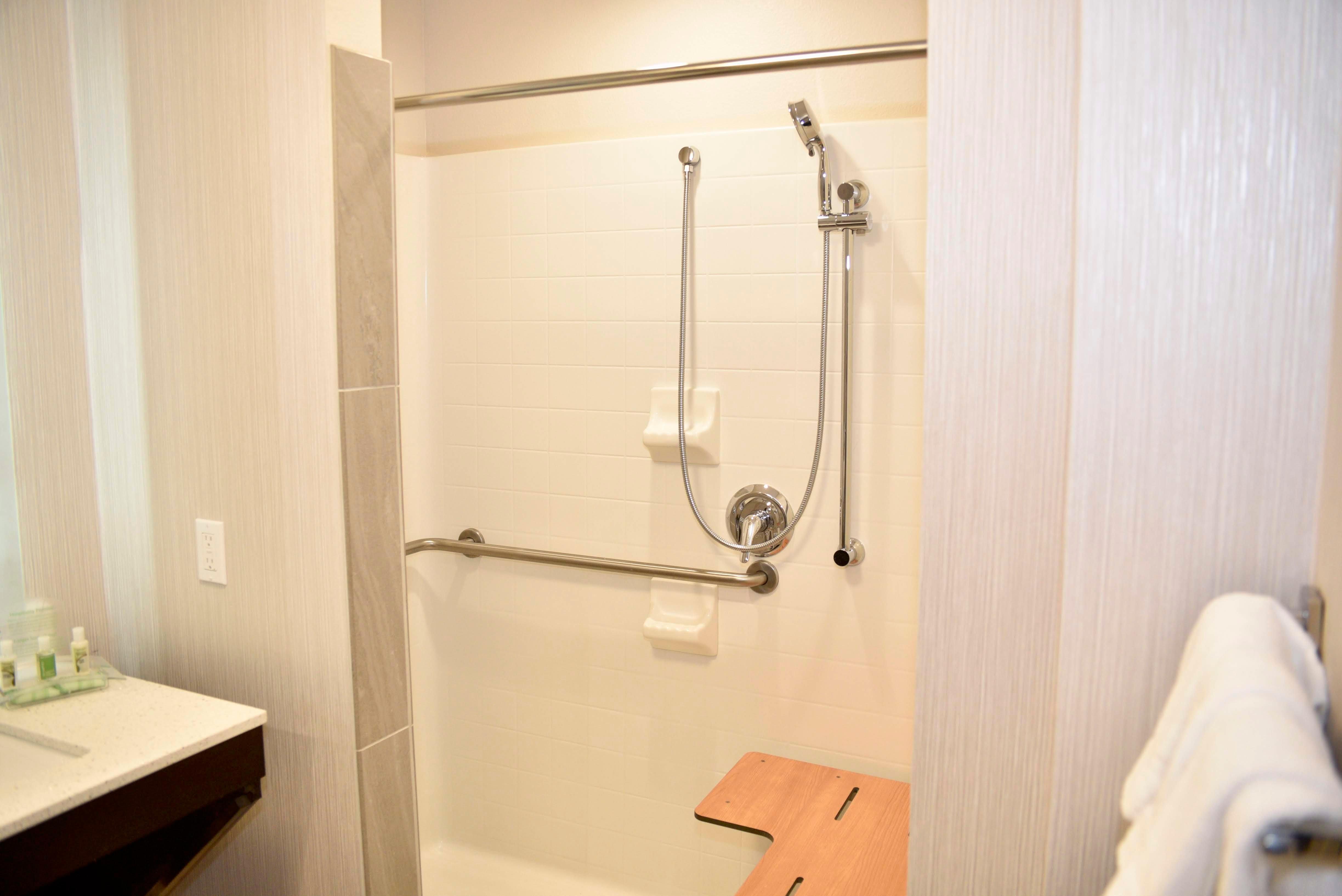 Holiday Inn Windsor - Wine Country By Ihg Экстерьер фото